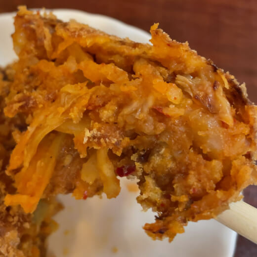 純’sコッチン　キムチコロッケ断面